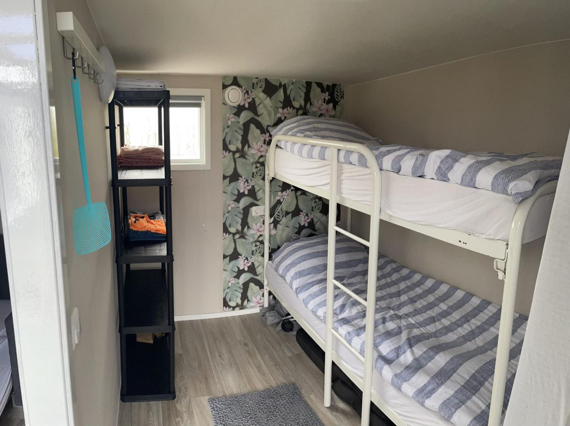 Luxe Chalet Friesland I14 - 5 Pers Westergeest エクステリア 写真