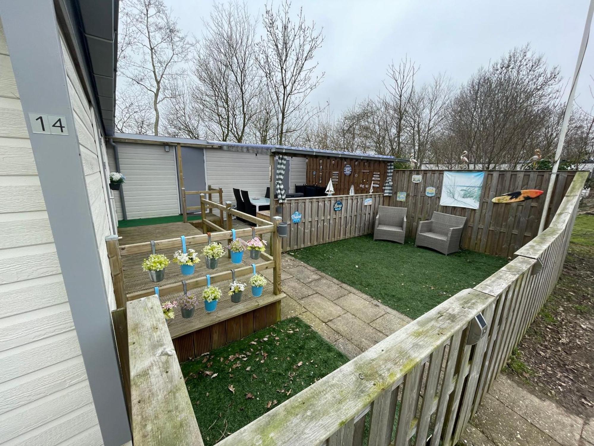 Luxe Chalet Friesland I14 - 5 Pers Westergeest エクステリア 写真
